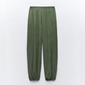 NEW‼️ ZARA TEXTURED PANTS SIZE L